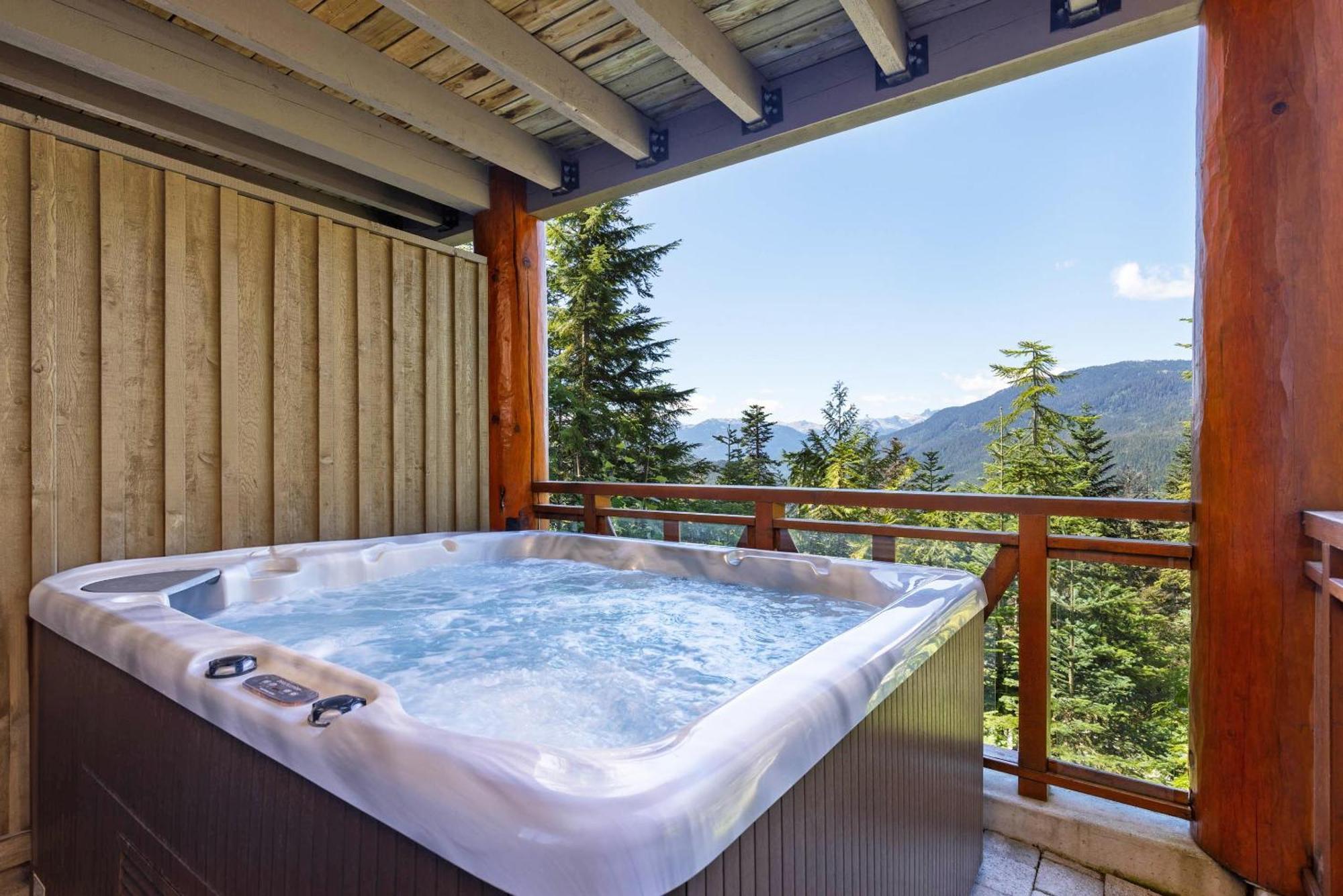 Taluswood The Heights 18 | Mountainside Townhome W/ Ski Access, Hot Tub, Tranquil Views Whistler Exterior foto